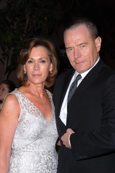 Bryan Cranston and wife at the 60th Annual ACE Eddie Awards, Beverly Hilton Hotel, Beverly Hills, CA. 02-14-10 — Stock Photo, Image