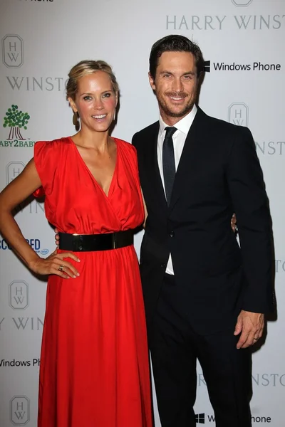 Erinn Bartlett, Oliver Hudson at the First Annual Baby2Baby Gala Presented by Harry Winston, Book Bindery, Culver City, CA 11-03-12 — Stock fotografie