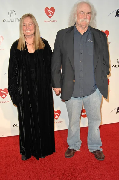 David Crosby e sua esposa Jan Dance no 2010 MusiCares Person Of The Year Tribute To Neil Young, Los Angeles Convention Center, Los Angeles, CA. 01-29-10 — Fotografia de Stock