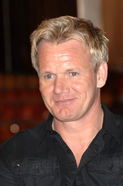 Gordon Ramsay al 'Hell's Kitchen' 100th Episode Celebration, Hell's Kitchen Set, Culver City, CA. 02-19-10 — Foto Stock