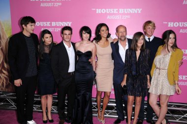 Bruce willis ve demi moore ile aile ve sokulgan