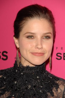 Sophia bush