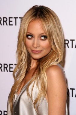 Nicole Richie