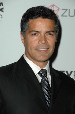 Esai morales