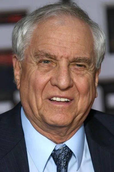 Garry Marshall at the Los Angeles Premiere of 'Race To Witch Mountain'. El Capitan Theatre, Hollywood, CA. 03-11-09 — Stock Photo, Image