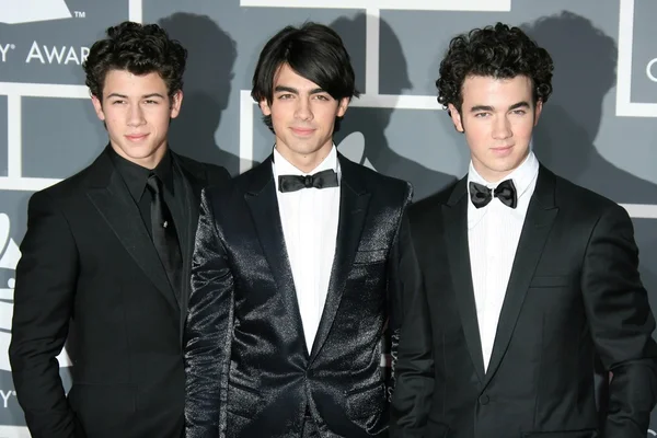 Jonas Brothers 51. Staples Center, Los Angeles, Ca. 02-08-09 — Stok fotoğraf