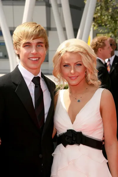 Cody Linley and Juliana Huff — 스톡 사진