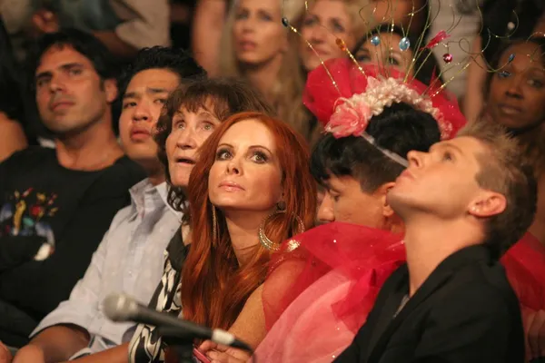 Phoebe Price and Bobby Trendy at the Whos Next Whats Next Fashion Show. Social Hollywood, CA. 08-13-08 — Stock Photo, Image