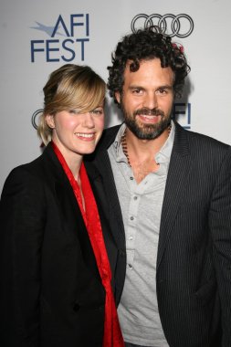 Sunrise coigney ve mark ruffalo