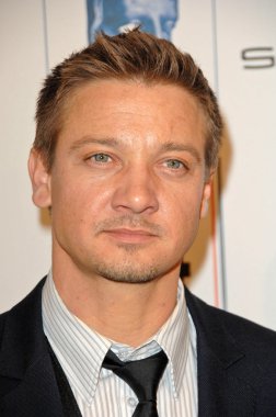 Jeremy Renner