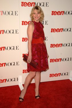 Emilie de Ravin at the Teen Vogue Young Hollywood Party. Los Angeles County Museum of Art, Los Angeles, CA. 09-18-08