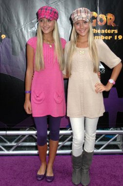 Rebecca Rosso and Camilla Rosso