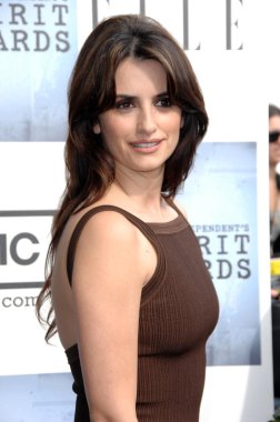 Penelope Cruz adlı 2009 Film Independent Spirit Ödülleri. Santa Monica Pier, Santa Monica, Ca. 02-21-09