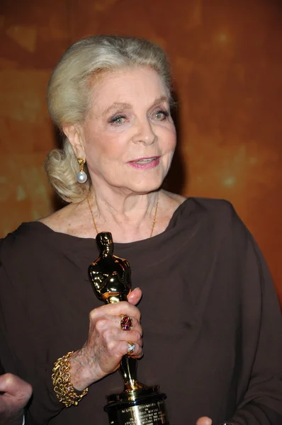 Lauren Bacall at the 2009 Governors Awards presented by the Academy of Motion Picture Arts and Sciences, Grand Ballroom at Hollywood and Highland Center, Hollywood, CA. 11-14-09 — Stock Photo, Image