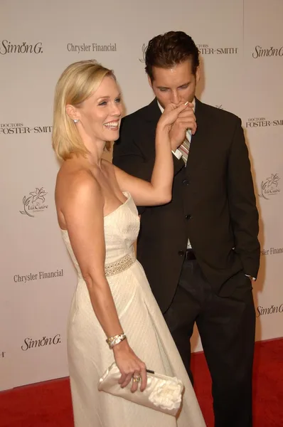 Jennie garth und peter facinelli — Stockfoto