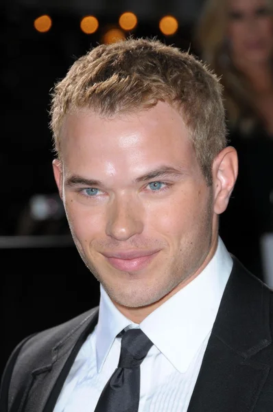 Kellan lutz på los angeles premiären av twilight. Mann village, westwood, ca. 11-17-08 — Stockfoto