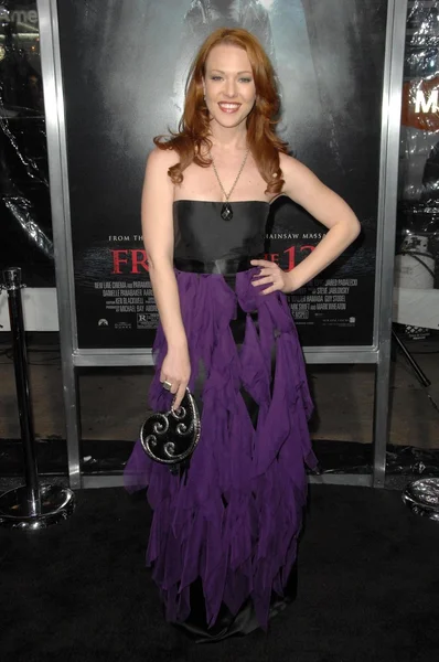 Erin Cummings at the Los Angeles Premiere of 'Friday the 13th'. Grauman's Chinese Theatre, Hollywood, CA. 02-09-09 — Stock Photo, Image