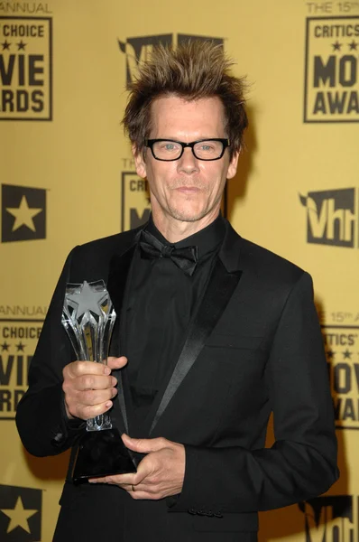Kevin bacon på den 15: e årliga critic's choice awards, hollywood palladium, hollywood, ca. 01-15-10 — Stockfoto