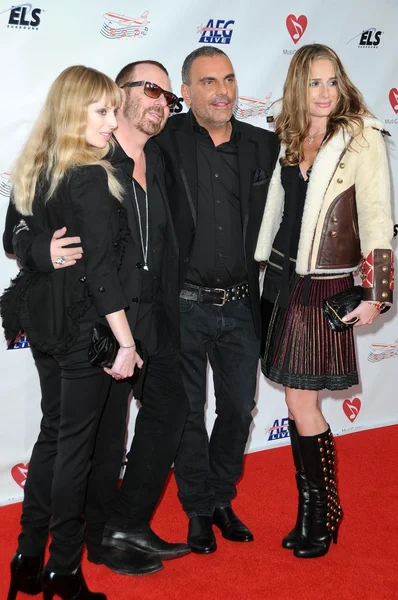 David A. Stewart with wife Anoushka and Christian Audigier — Stock Photo, Image