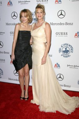 Dakota Johnson and Melanie Griffith