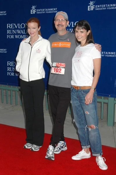 Marcia Cross with Dr Robb Akridge and Jordana Brewster — Stock Photo, Image