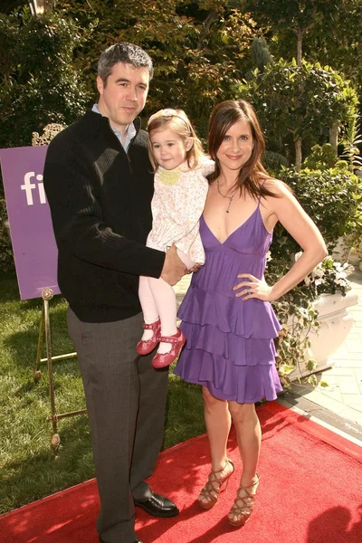 Kellie Martin com o marido Keith Christian e a filha Maggie no March of Dimes Celebration of Babies, Four Seasons Hotel, Los Angeles, CA. 11-07-09 — Fotografia de Stock