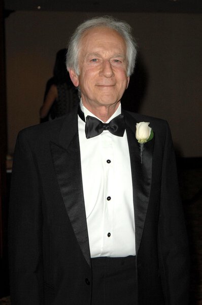 Усама Рави на 23-й ежегодной премии Американского общества кинематографистов за выдающиеся достижения. Century Plaza Hotel, Century City, CA. 02-15-09
