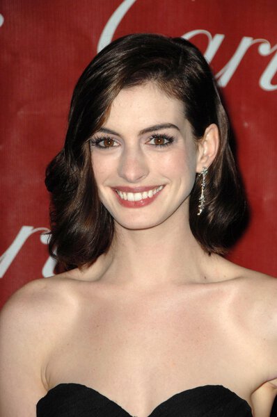 Anne Hathaway