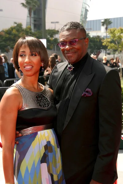 Кейт Дэвид и его жена на 60-й церемонии вручения премии Primetime Creative Arts Emmy Awards. Nokia Live Theater, Лос-Анджелес, Калифорния. 09-13-08 — стоковое фото