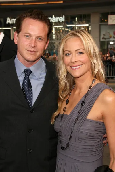 Cole hauser und cynthia daniel — Stockfoto