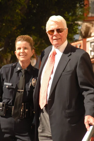 Peter Graves at the Hollywood Walk of Fame induction ceremony for Peter Graves, Hollywood, CA. 10-30-09 — Stock Photo, Image