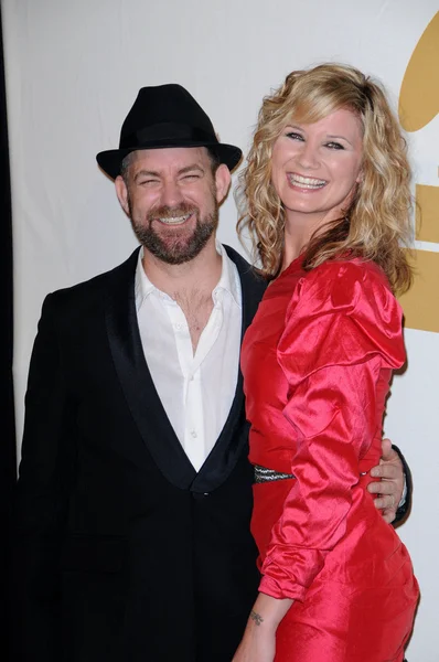 Jennifer nettles och kristian bush — Stockfoto