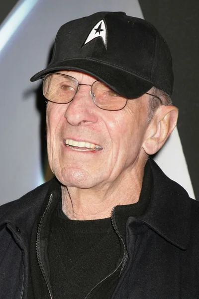 Leonard Nimoy at the "Star Trek" DVD And Blu-Ray Release Party, Griffith Observatory, Los Angeles, CA. 11-15-09 — Stock Photo, Image