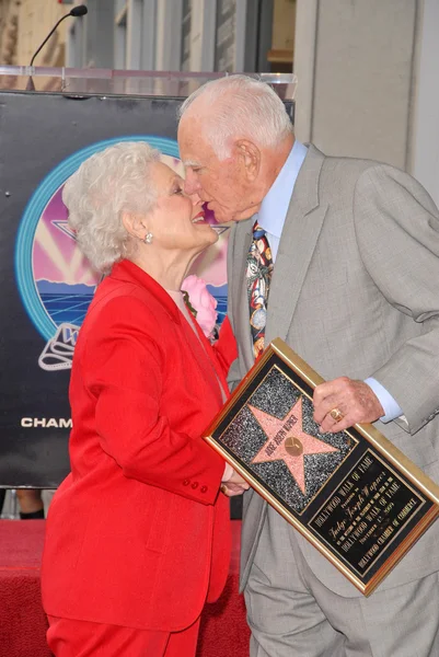 Mickie Wapner and Joseph A. Wapner — Stock Photo, Image