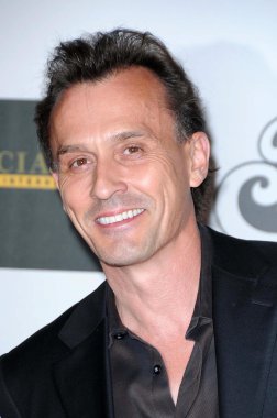 Robert Knepper
