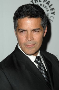 Esai morales