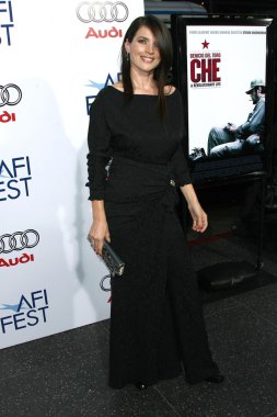 Julia Ormond