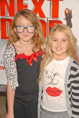 Emily grace reaves ve noah cyrus 