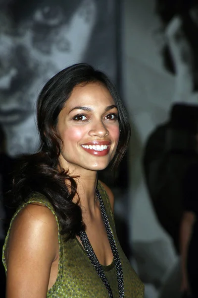 Rosario dawson — Stockfoto