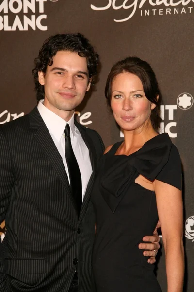 Steven Strait and Lynn Collins — Stock Photo, Image