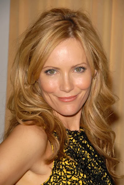 Leslie Mann at the Fulfillment Fund Annual Stars 2009 Benefit Gala,, Beverly Hills Hotel, Beverly Hills, CA. 10-26-09 — Stok fotoğraf