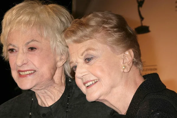 Bea Arthur, Angela Lansbury — Stockfoto