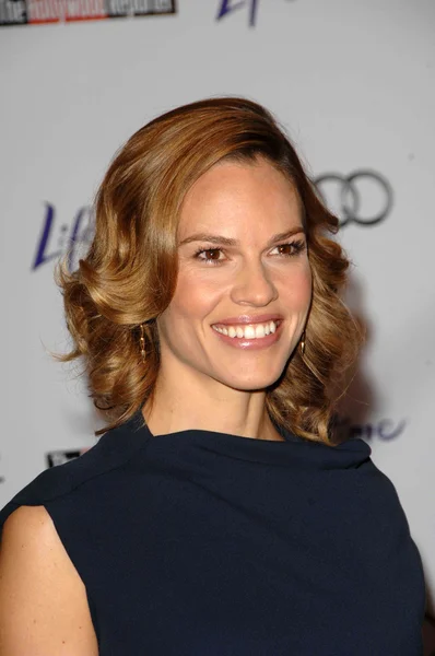 Hilary Swank at The Hollywood Reporter's Annual Women in Entertainment Breakfast, Beverly Hills Hotel, Beverly Hills, CA. 12-04-09 — Stock Photo, Image