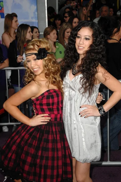 G-Girlz at the Los Angeles Premiere of 'Jonas Brothers the 3D Concert Experience'. El Capitan Theatre, Hollywood, CA. 02-24-09 — 图库照片