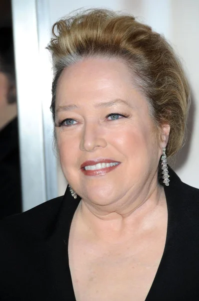 Kathy Bates na estreia mundial da estrada revolucionária. Mann Village Theater, Westwood, CA. 12-15-08 — Fotografia de Stock