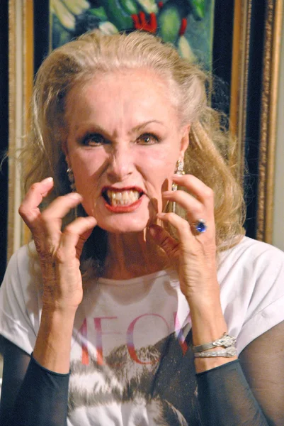 Julie Newmar. — Fotografia de Stock