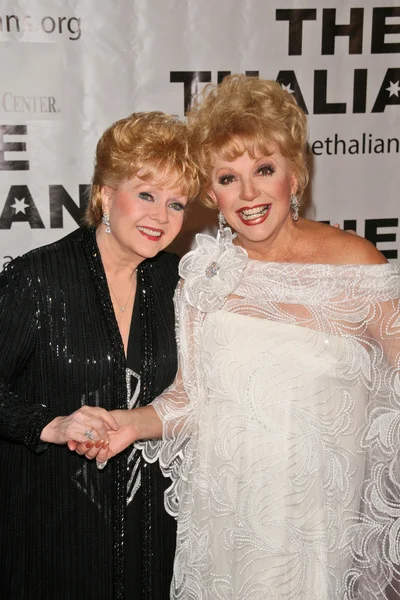 Debbie Reynolds and Ruta Lee — Stock Photo, Image