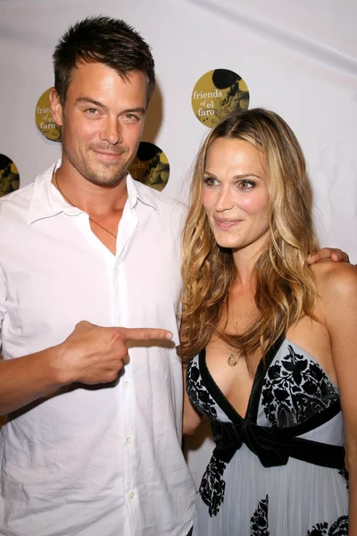 Josh Duhamel y Molly Sims —  Fotos de Stock