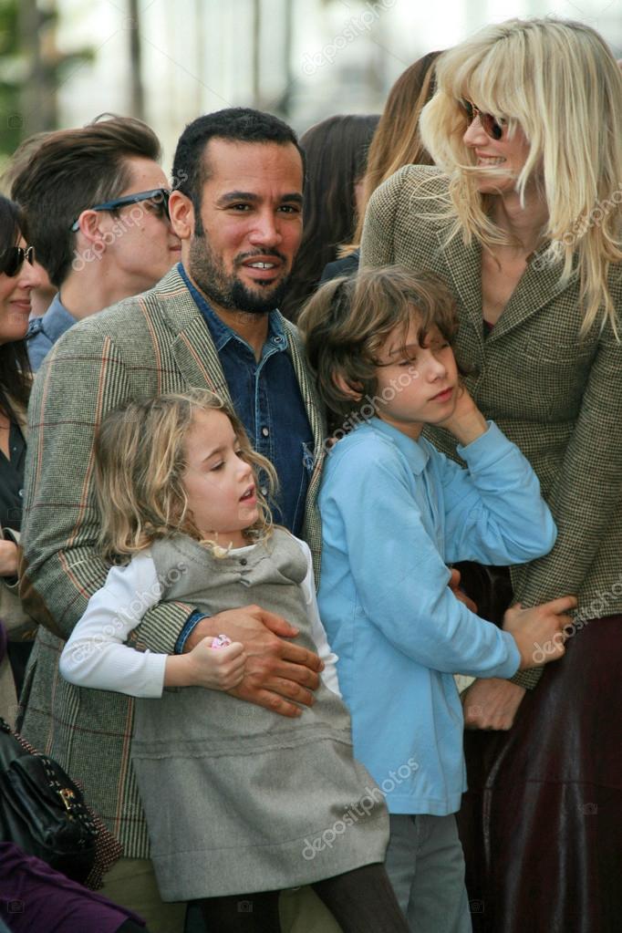 Laura Dern with Ben Harper and children - Stock Editorial ...