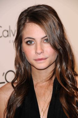 Willa holland